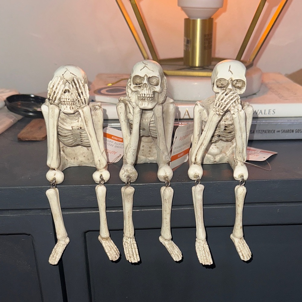 NWT Skeleton Shelf Trio Figurine Set - See No Evil, Hear No Evil, Speak No Evil